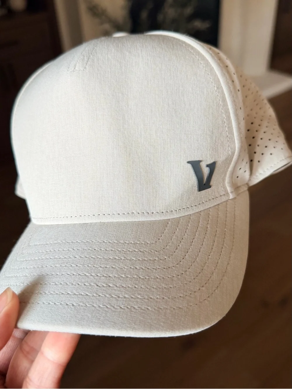 Neutral Unisex Vuori - V1 Water Tech Baseball Cap